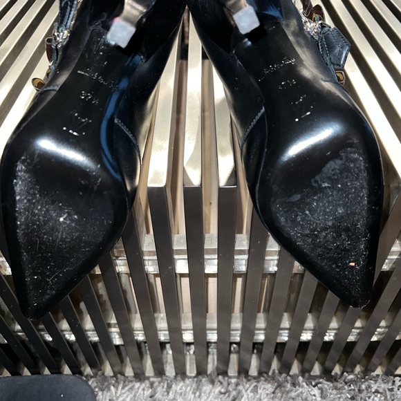 RARE Authentic Louis Vuitton Worn once Sz 7.5 Janet Boots. 4 1/2 inch heel - Picture 9 of 10